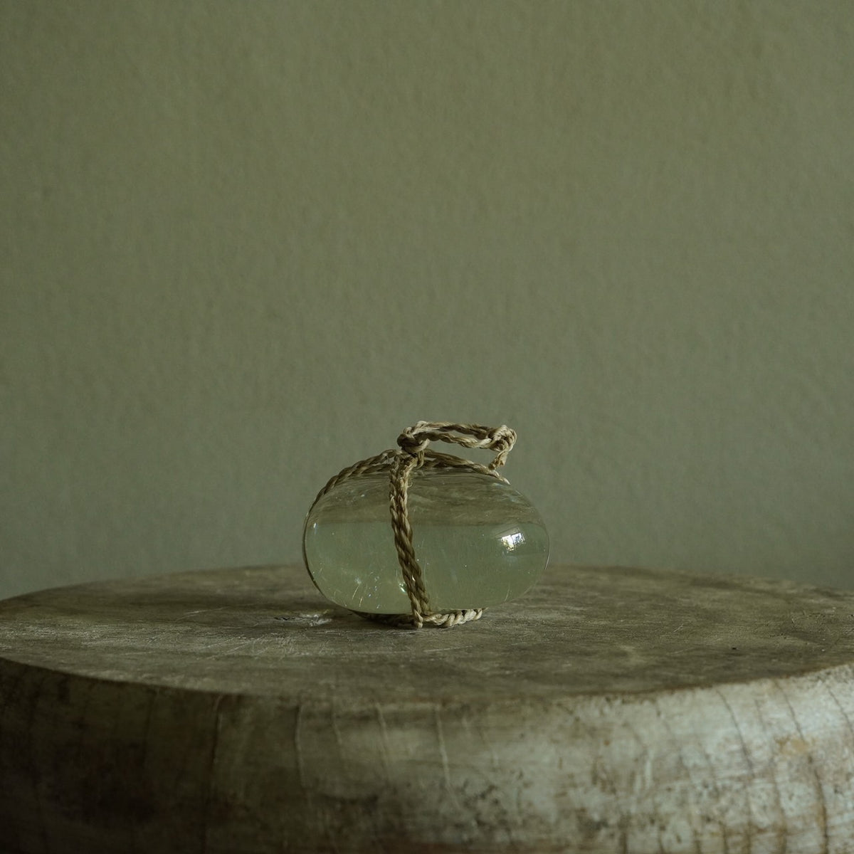 Glass Barrier Stone / Karamushi
