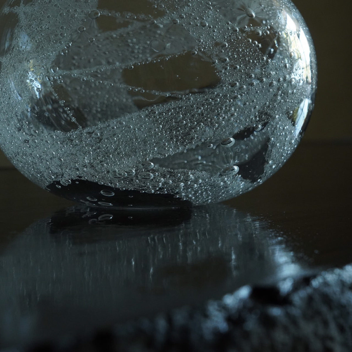 Oval Vase Cracked Naoya Arakawa
