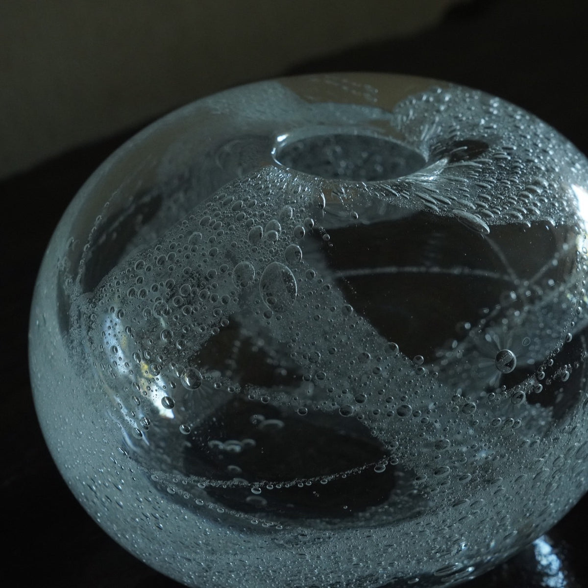 Oval Vase Cracked Naoya Arakawa