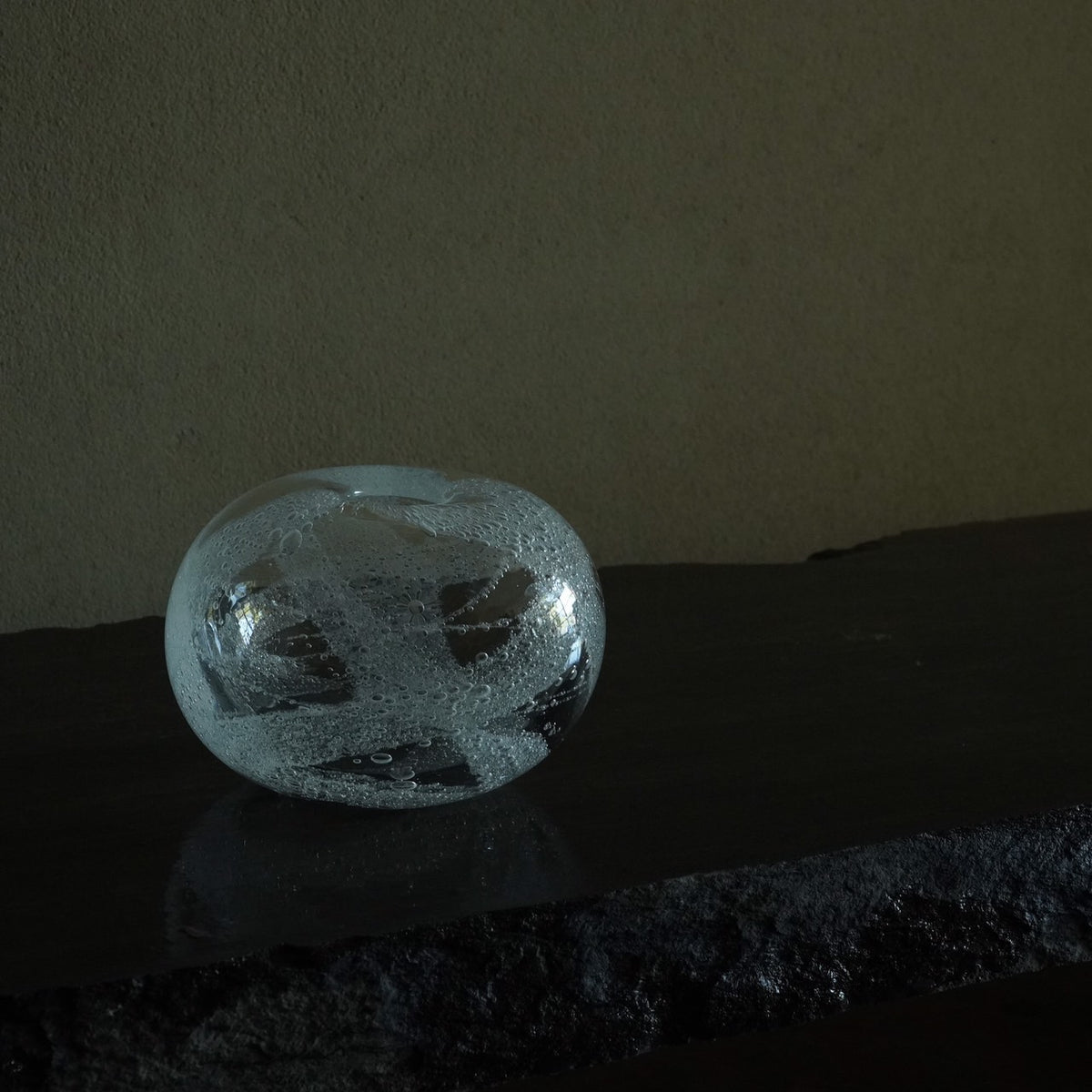 Oval Vase Cracked Naoya Arakawa