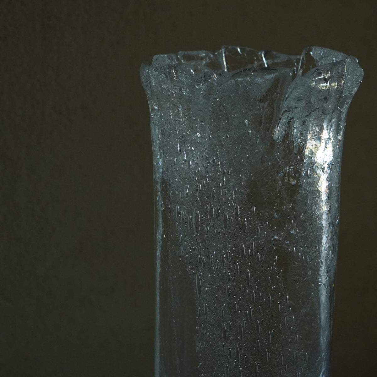 Oval Vase Cracked Naoya Arakawa