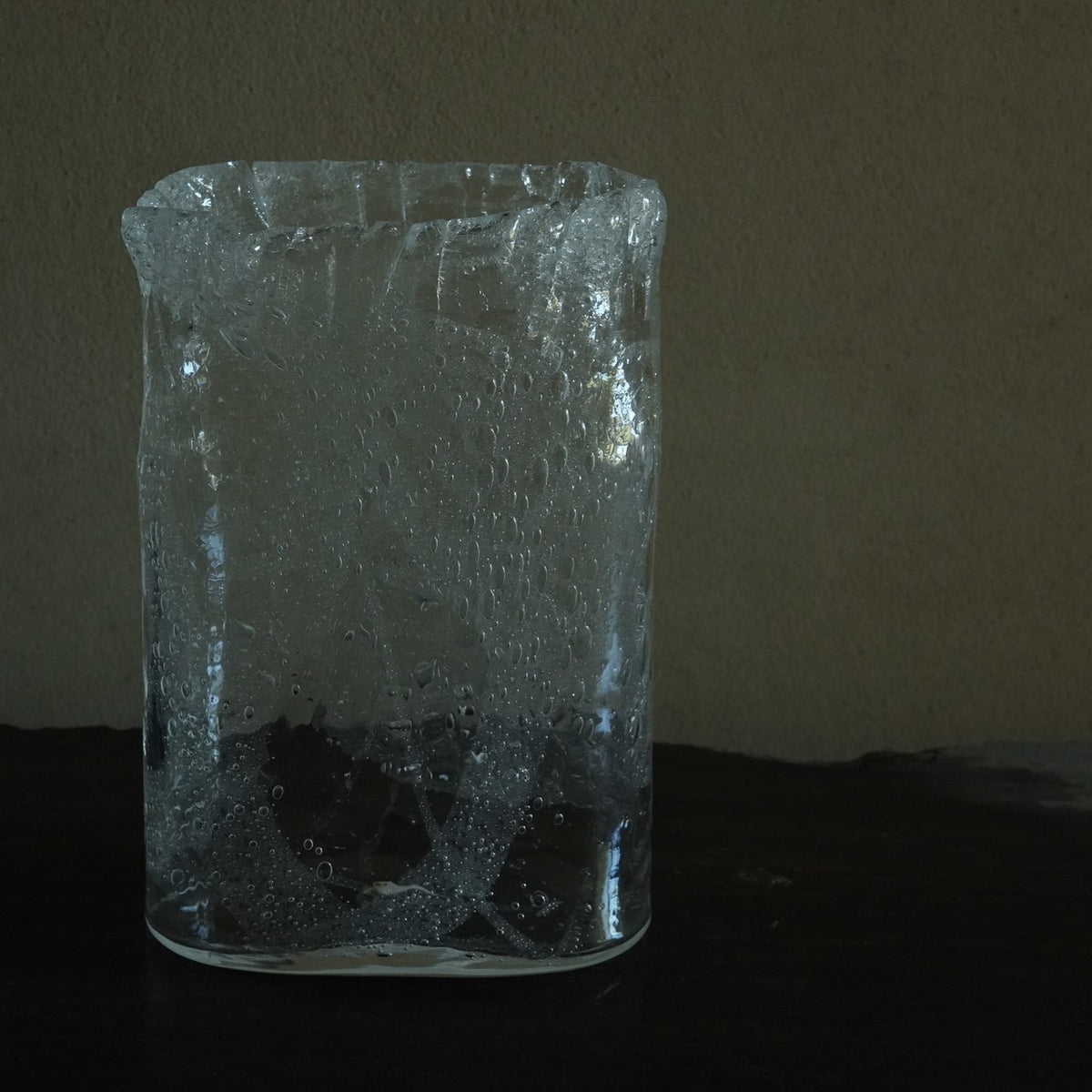 Oval Vase Cracked Naoya Arakawa