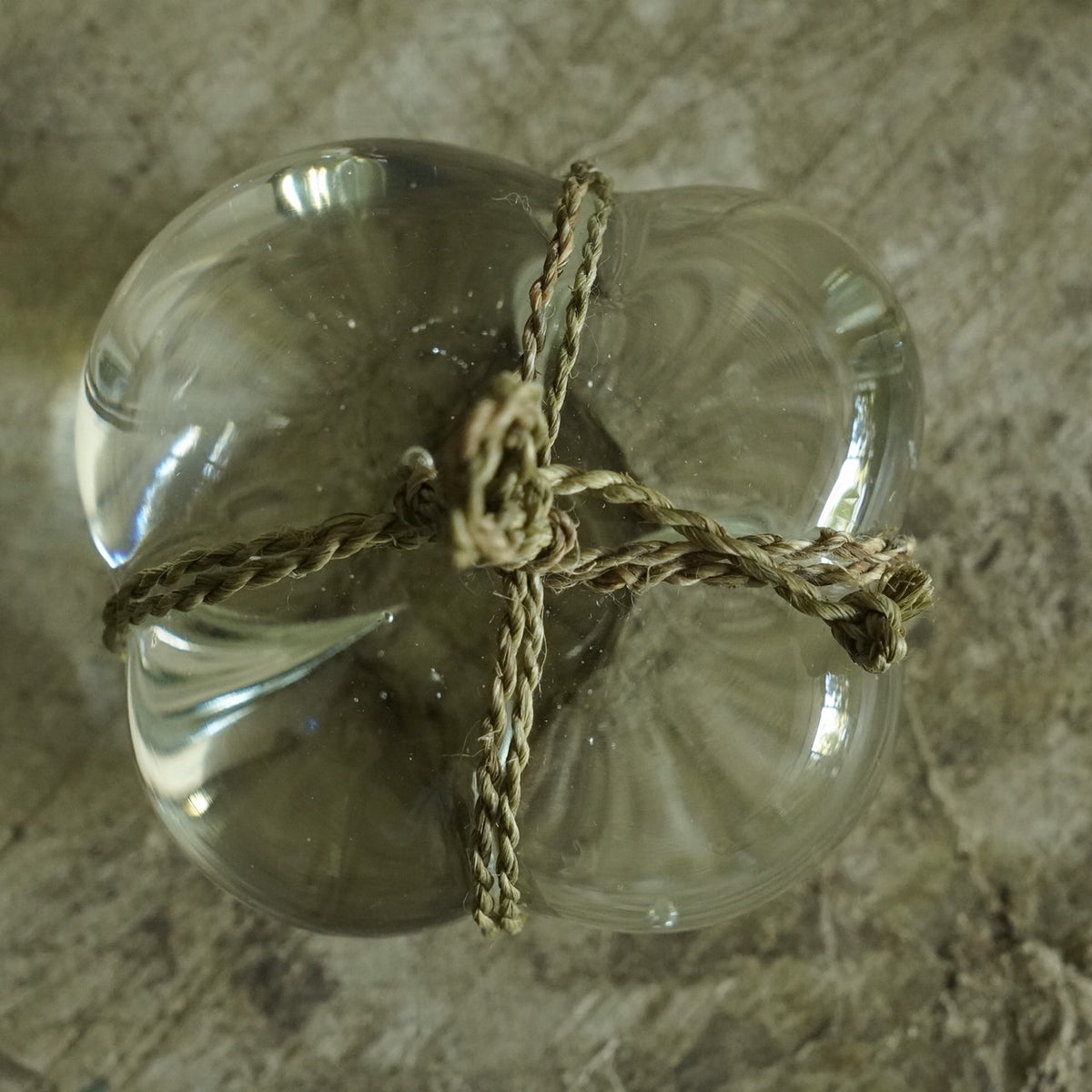 Glass Barrier Stone / Banana plant a