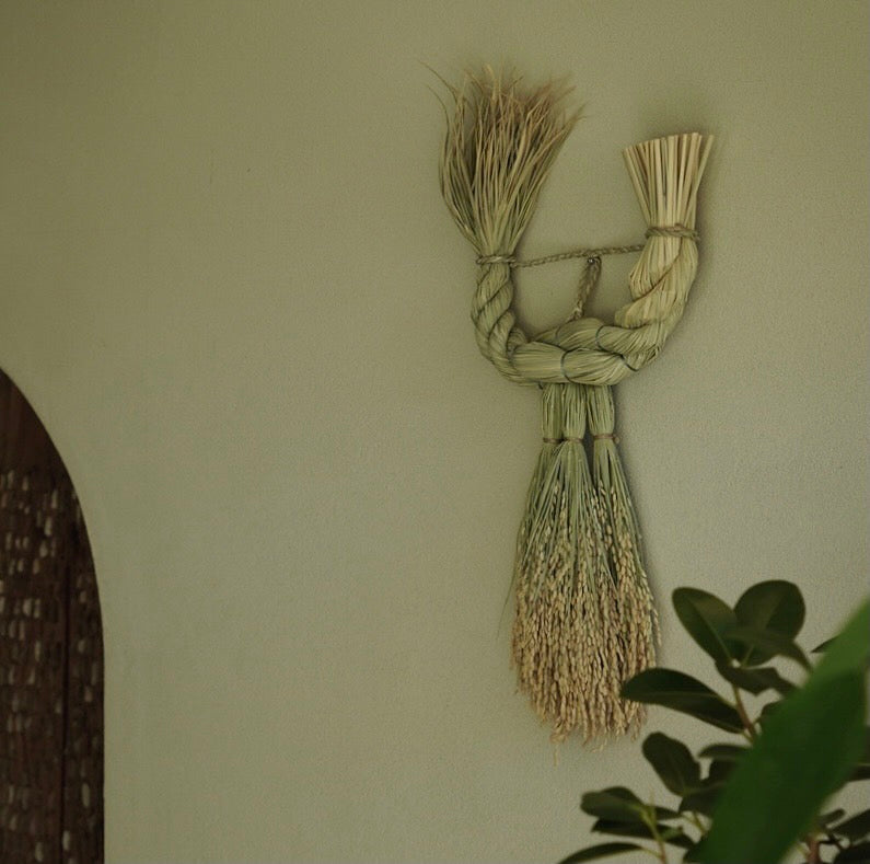 New Year's decoration Takara Musubi / White rice