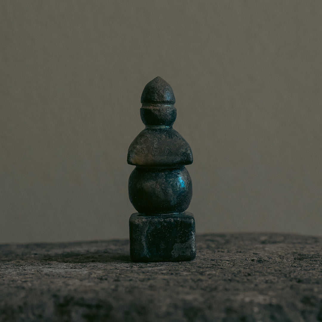 稲吉オサム　五輪塔(2-21-9)