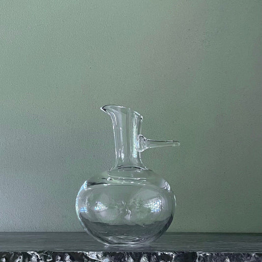 Naoya Arakawa Carafe