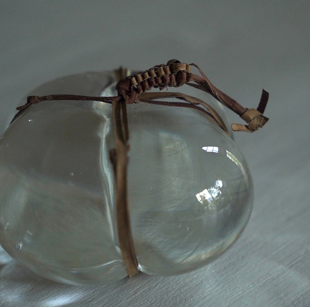 Glass Barrier Stone / Karamushi