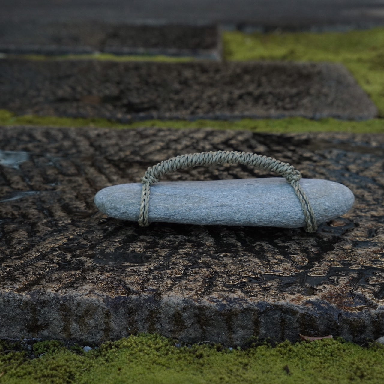 関守石  横長　丙-ひのえ-