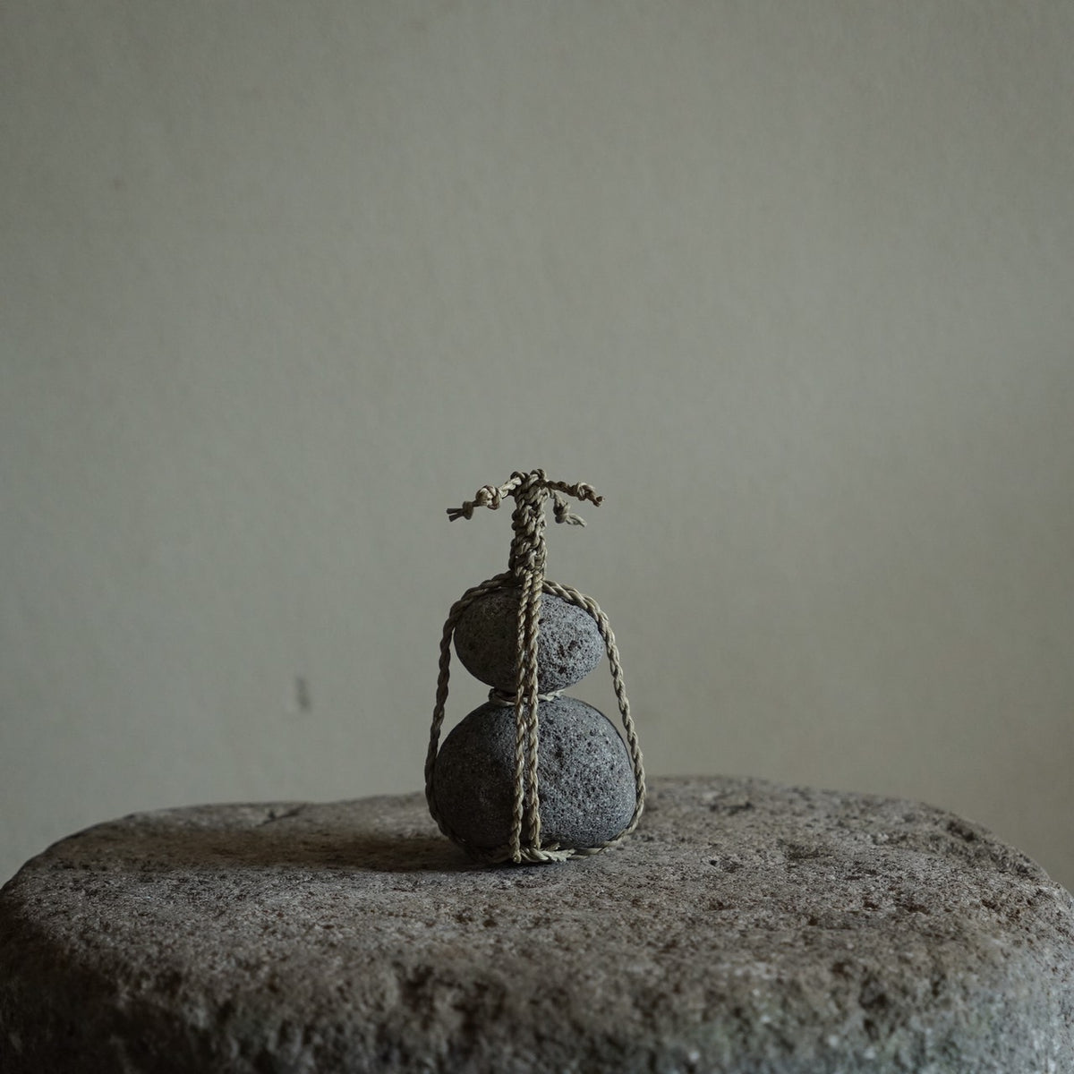 関守石  小　丙-ひのえ-