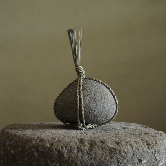 関守石  大a　丙-ひのえ-