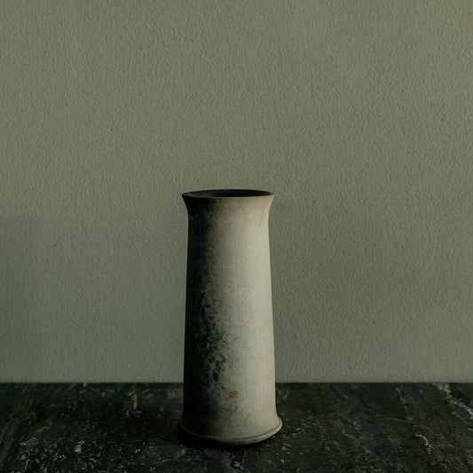 Flower Vase by Yo Samejima